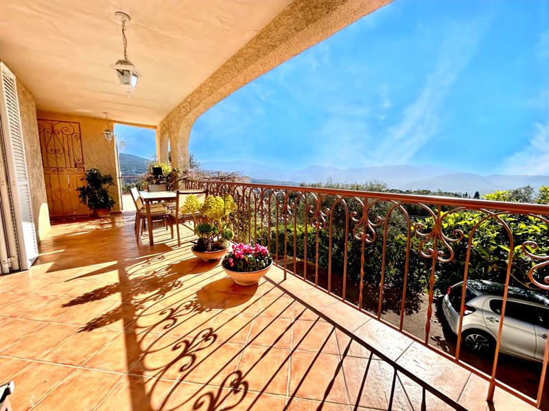 Villa - 158 m² - 4 pièces