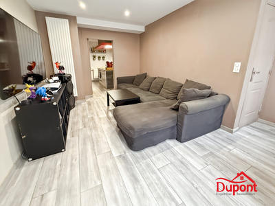 Maison - 95 m² - 5 pièces