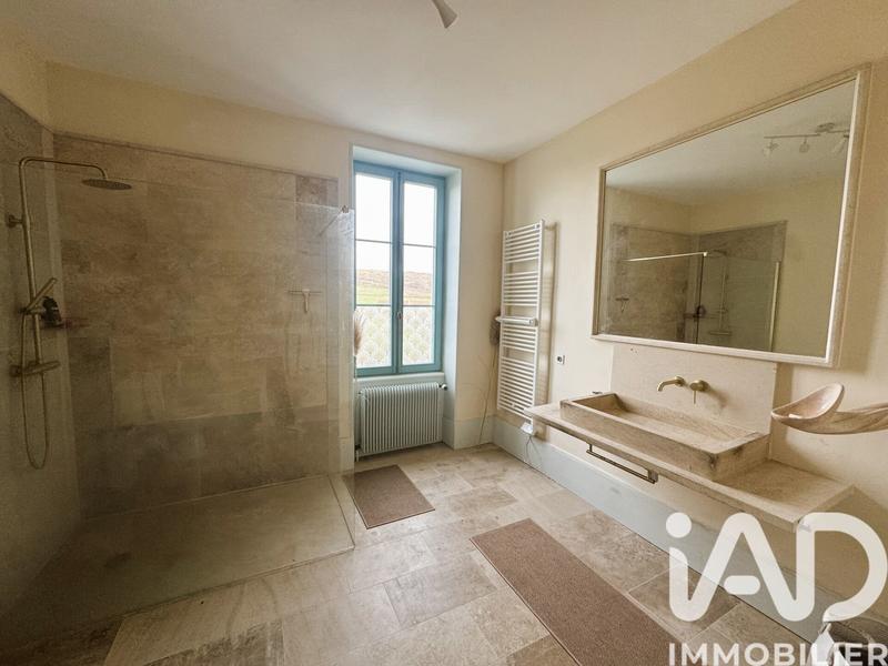 Maison - 351 m² - 10 pièces