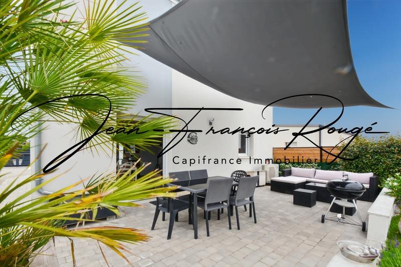 Maison - 105 m² - 5 pièces