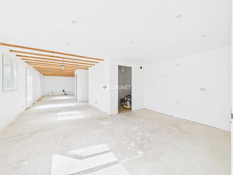 Corps de ferme - 187 m² - 6 pièces