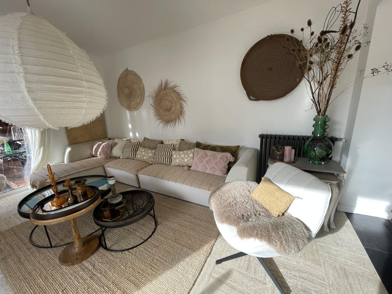 Maison bourgeoise - 250 m² - 8 pièces