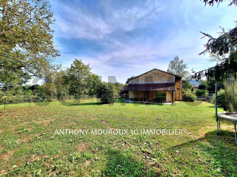 Maison de village - 210 m² - 7 pièces