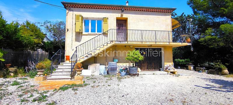 Maison - 95 m² - 3 pièces