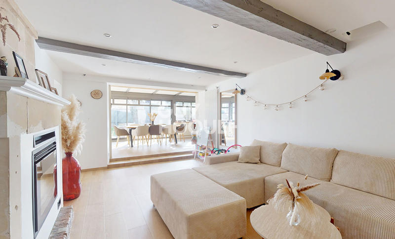 Maison - 180 m² - 6 pièces