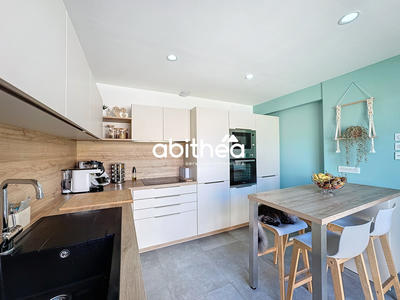 Maison - 140 m² - 4 pièces