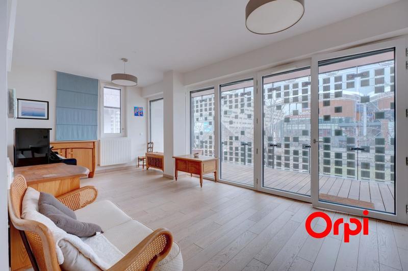 Appartement - 93 m² - 4 pièces