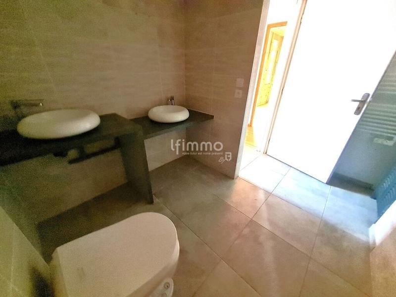 Maison - 168 m² - 6 pièces