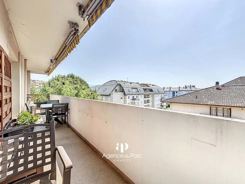 Appartement - 96 m² - 4 pièces