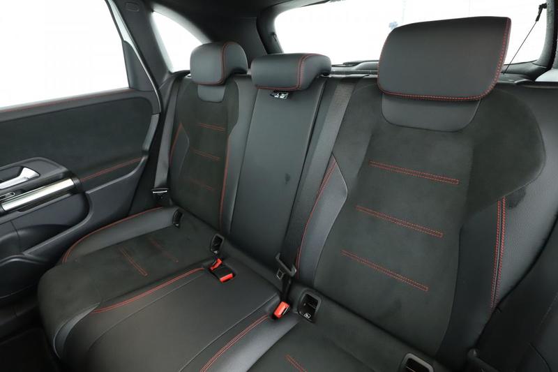 Mercedes Classe B 200 Amg Line Edition 7g-Dct 163 ch