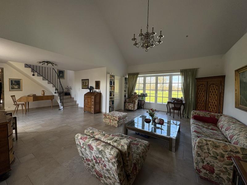 Maison - 140 m² - 4 pièces