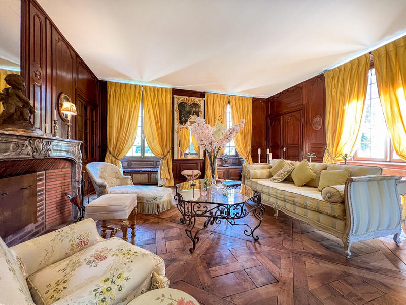 Manoir - 245 m² - 8 pièces