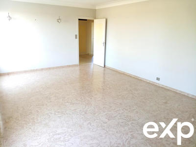 Maison - 229 m² - 8 pièces