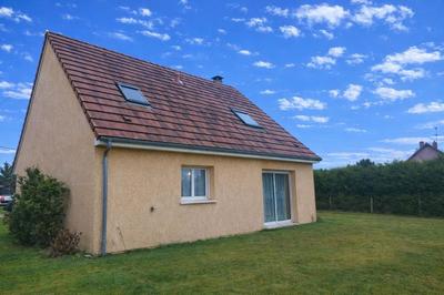 Maison - 95 m² - 4 pièces