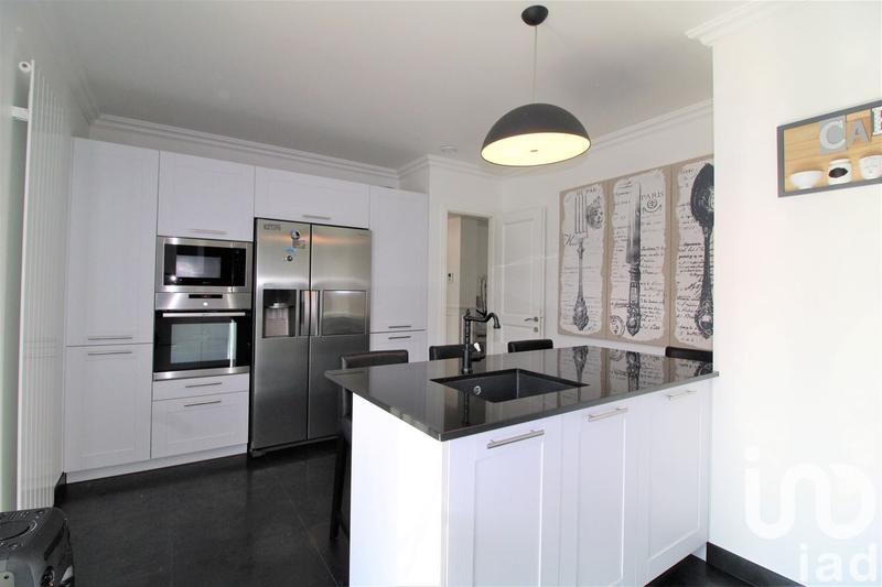 Maison - 170 m² - 7 pièces