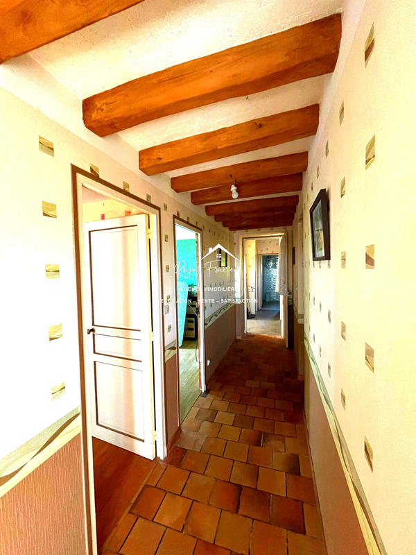 Maison ancienne - 169 m² - 7 pièces