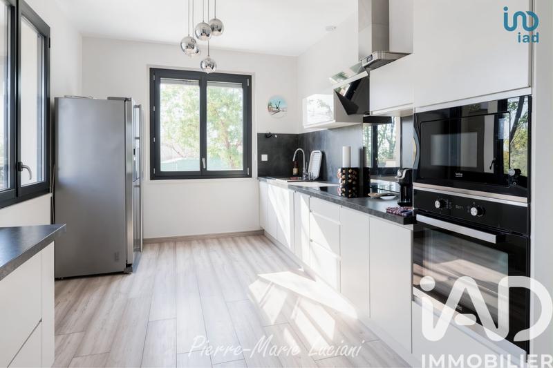 Maison - 125 m² - 5 pièces