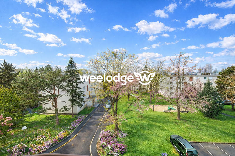 Appartement - 81 m² - 5 pièces