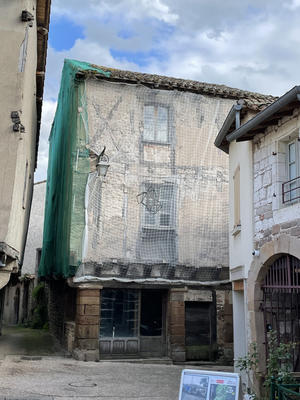 Maison de village - 130 m² - 2 pièces