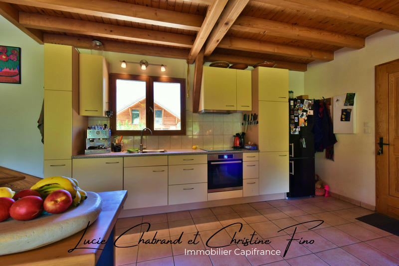 Maison - 187 m² - 10 pièces