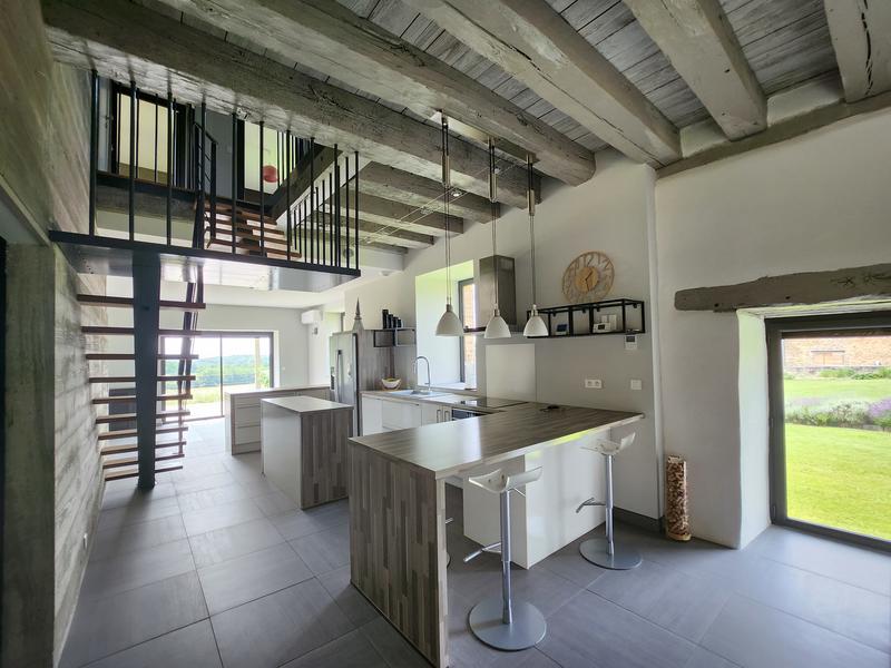 Maison - 142 m² - 5 pièces