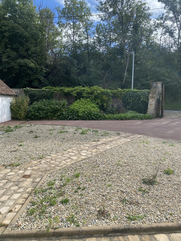 Maison - 300 m² - 8 pièces