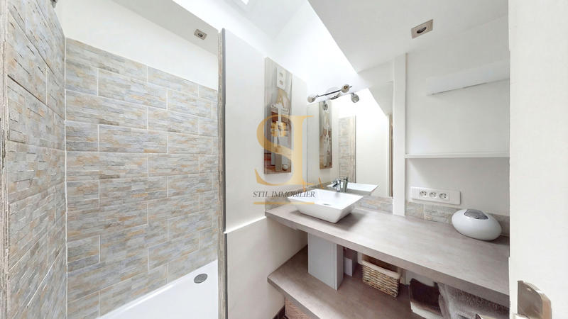 Appartement - 87 m² - 4 pièces