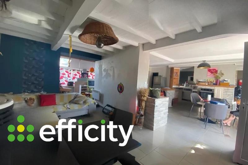 Maison - 120 m² - 5 pièces