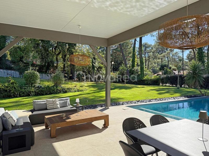 Maison - 190 m² - 6 pièces