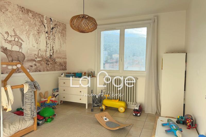 Appartement - 85 m² - 4 pièces