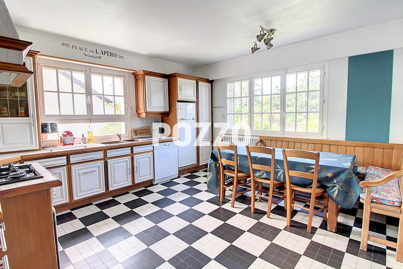 Maison - 172 m² - 6 pièces