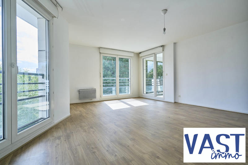 Appartement - 102 m² - 4 pièces