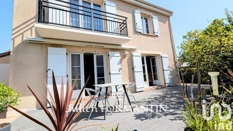 Maison - 140 m² - 5 pièces
