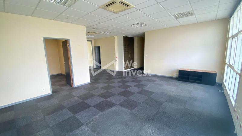Bureau - 201 m² - 8 pièces