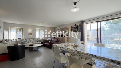 Maison - 160 m² - 7 pièces