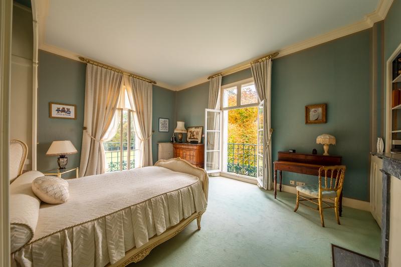 Maison de maîtres - 513 m² - 18 pièces