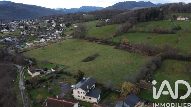 Maison - 263 m² - 9 pièces