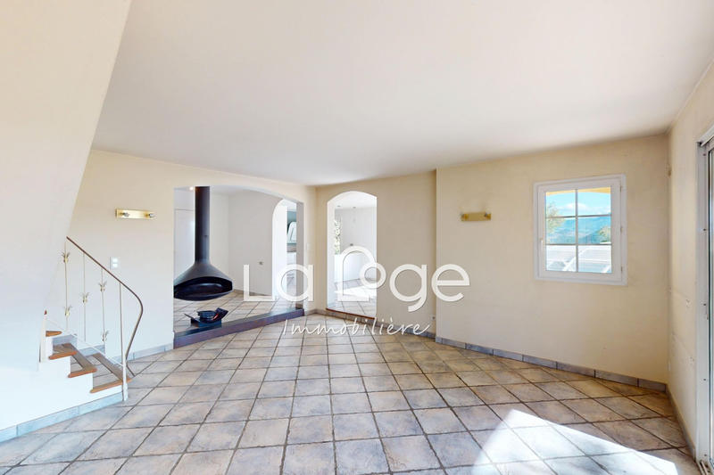 Villa - 140 m² - 5 pièces