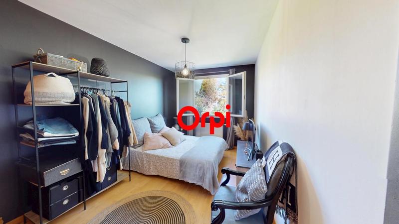 Maison - 98 m² - 5 pièces