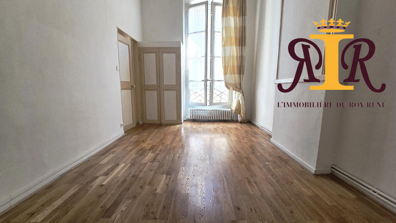 Appartement - 91 m² - 3 pièces