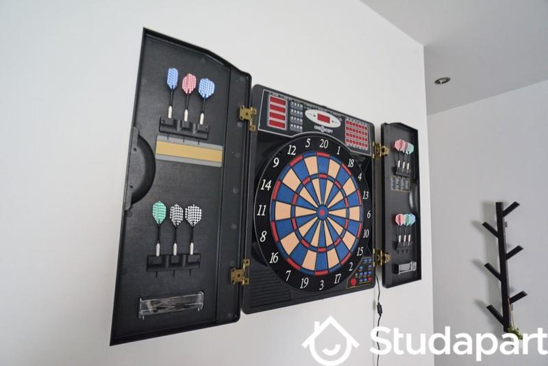 Chambre - 11 m² - 1 pièce