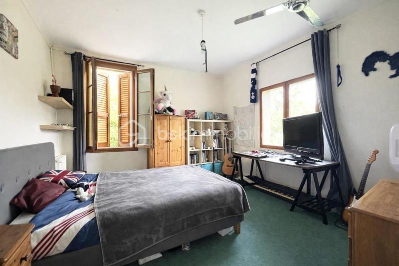 Maison - 193 m² - 5 pièces