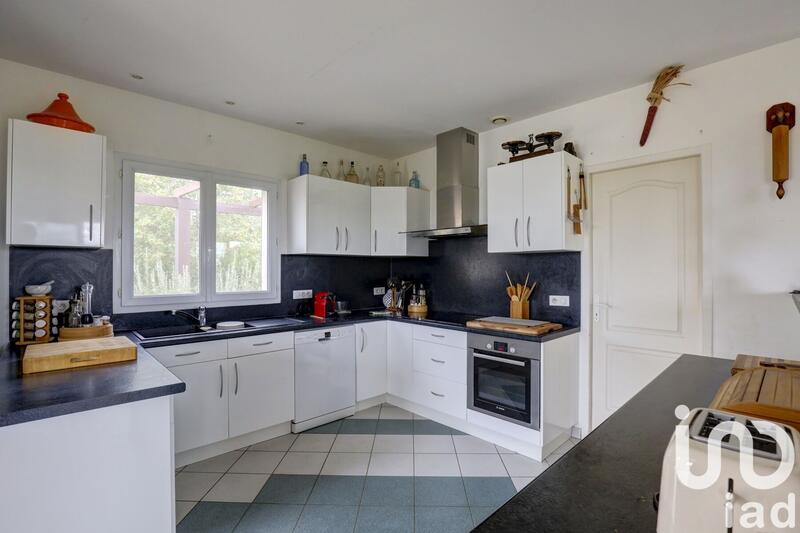 Maison - 196 m² - 6 pièces