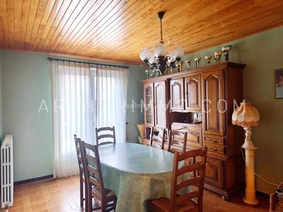 Maison - 92 m² - 4 pièces