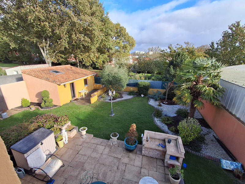 Maison - 139 m² - 7 pièces