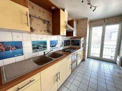 Appartement - 84 m² - 4 pièces
