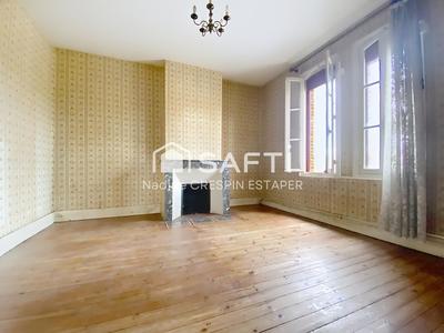 Maison - 115 m² - 10 pièces