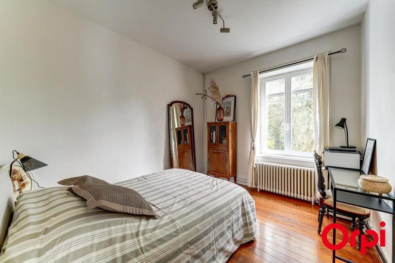 Villa - 235 m² - 7 pièces