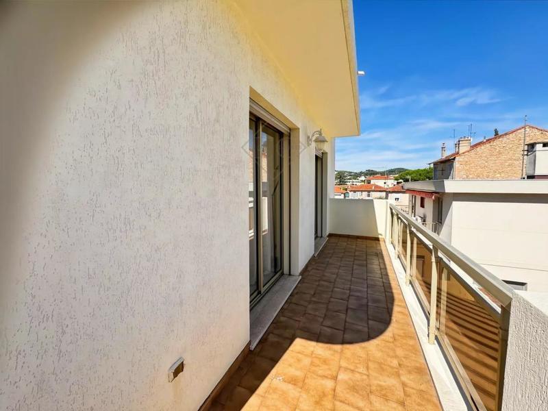 Maison de ville - 112 m² - 7 pièces