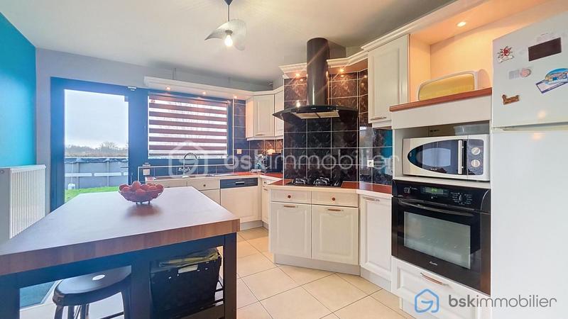 Pavillon - 185 m² - 9 pièces